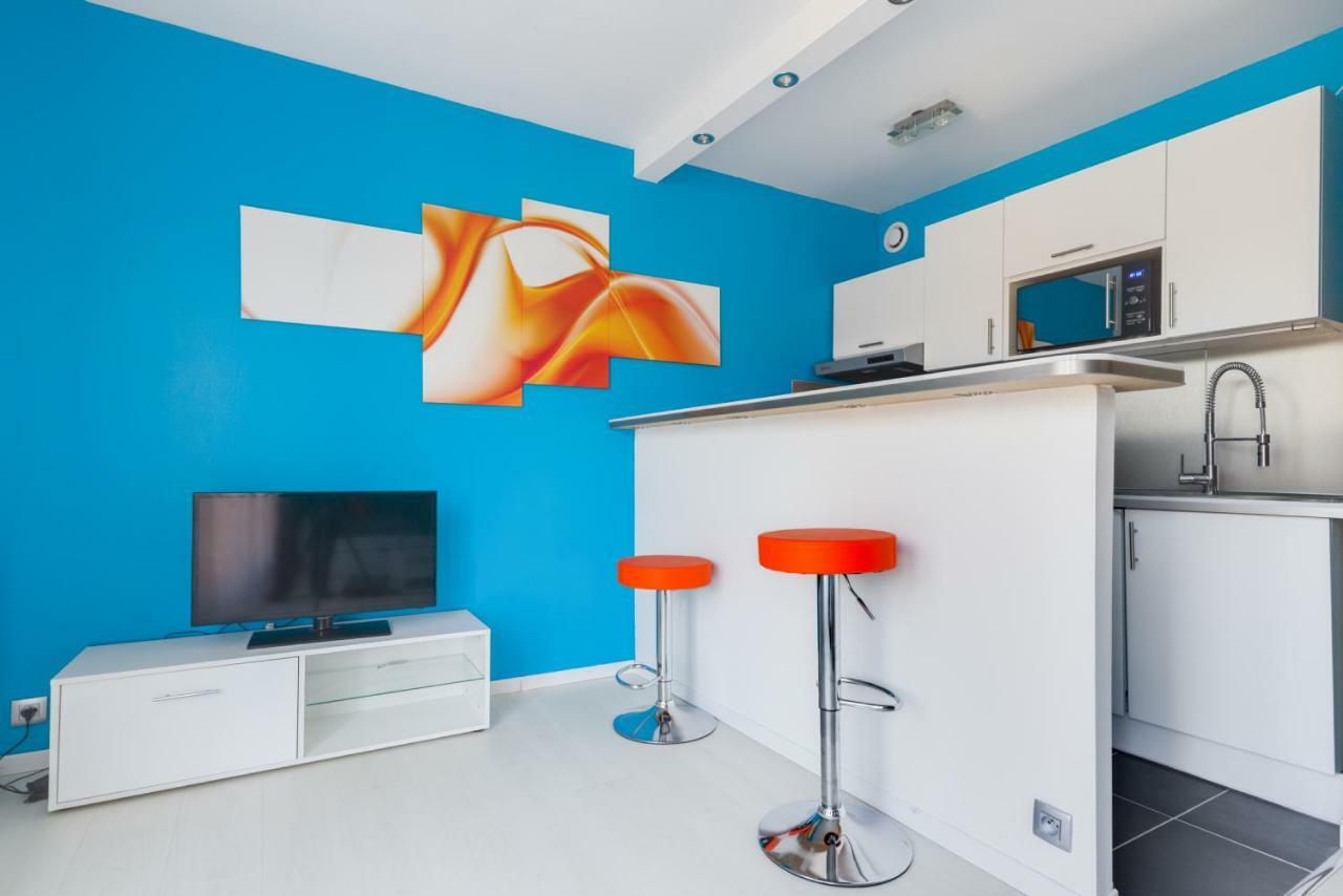 Modern Apart City Mantes-la-Jolie Exterior photo