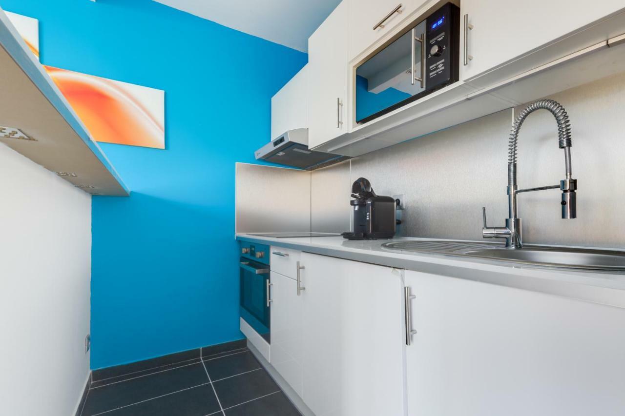 Modern Apart City Mantes-la-Jolie Exterior photo