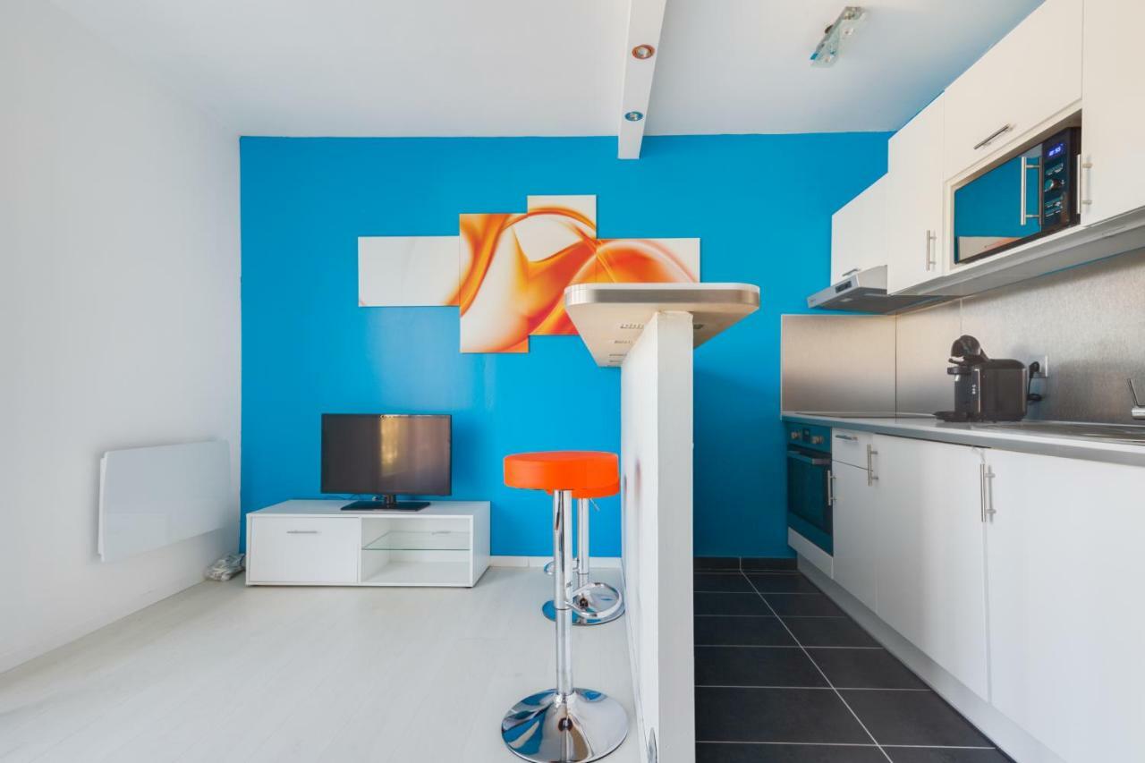 Modern Apart City Mantes-la-Jolie Exterior photo